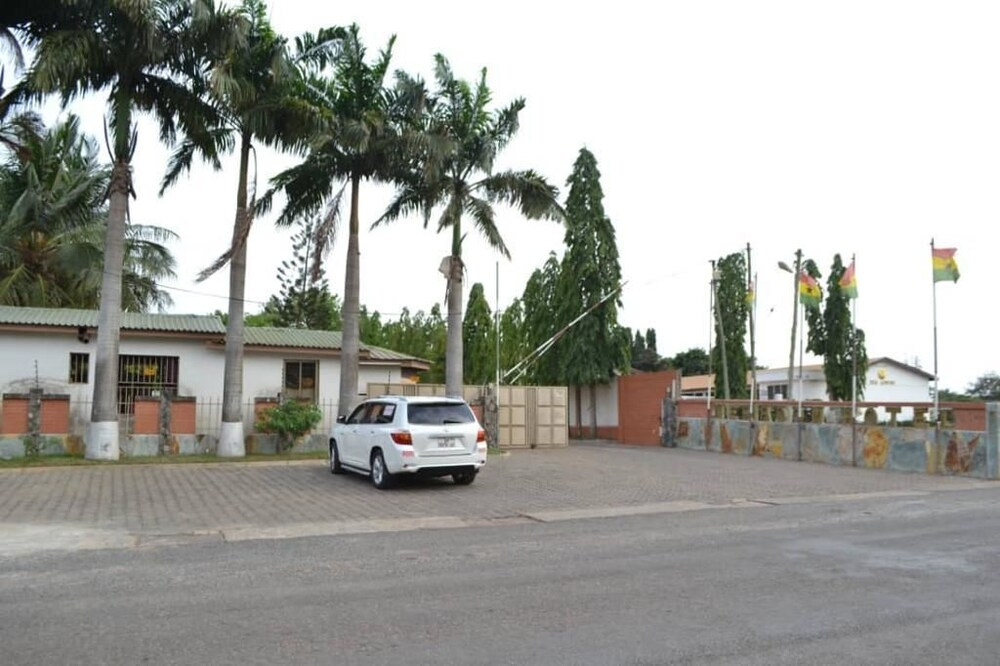 Neradom Hotel