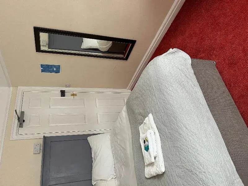 Crown & Cushion Hotel - Chambres
