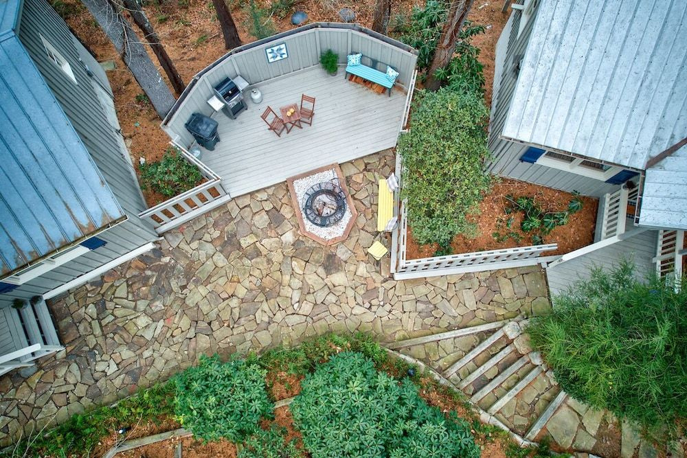 Heritage Hill Cabins