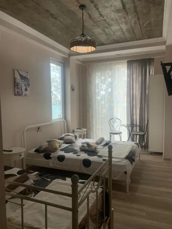 Standard Family room with mountain view