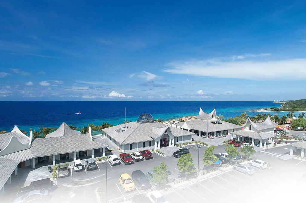 Beach & Waterfront