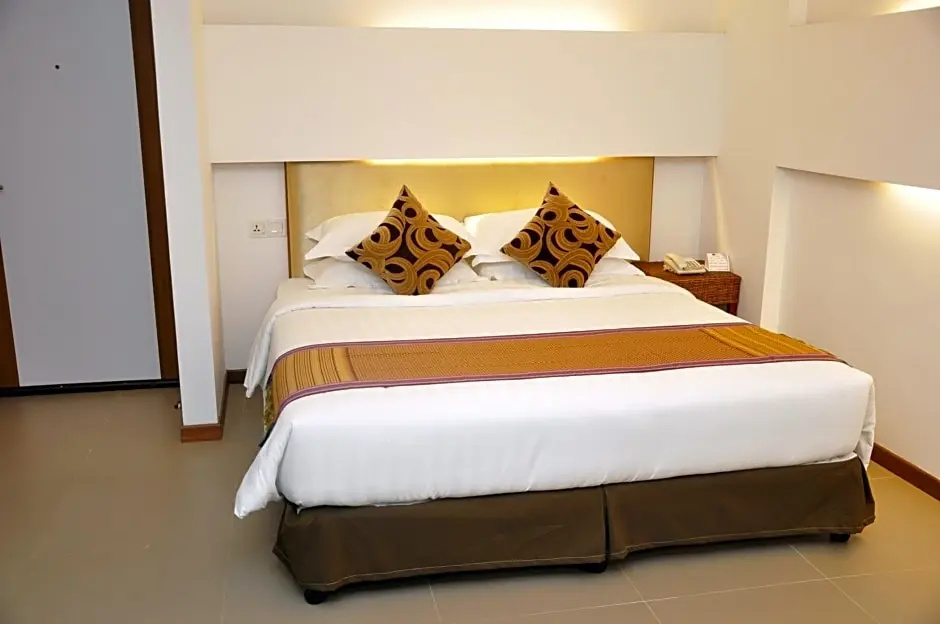 The RGN City Lodge - Chambres