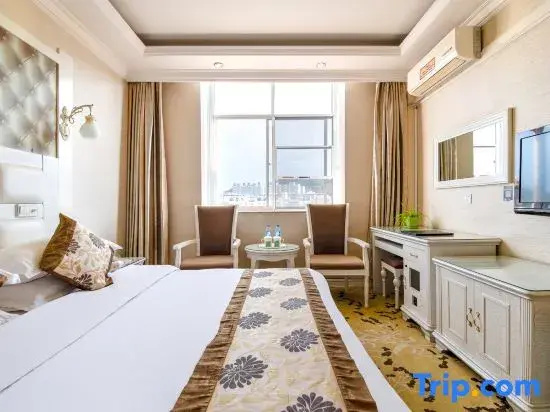Deluxe Double room (full double bed)