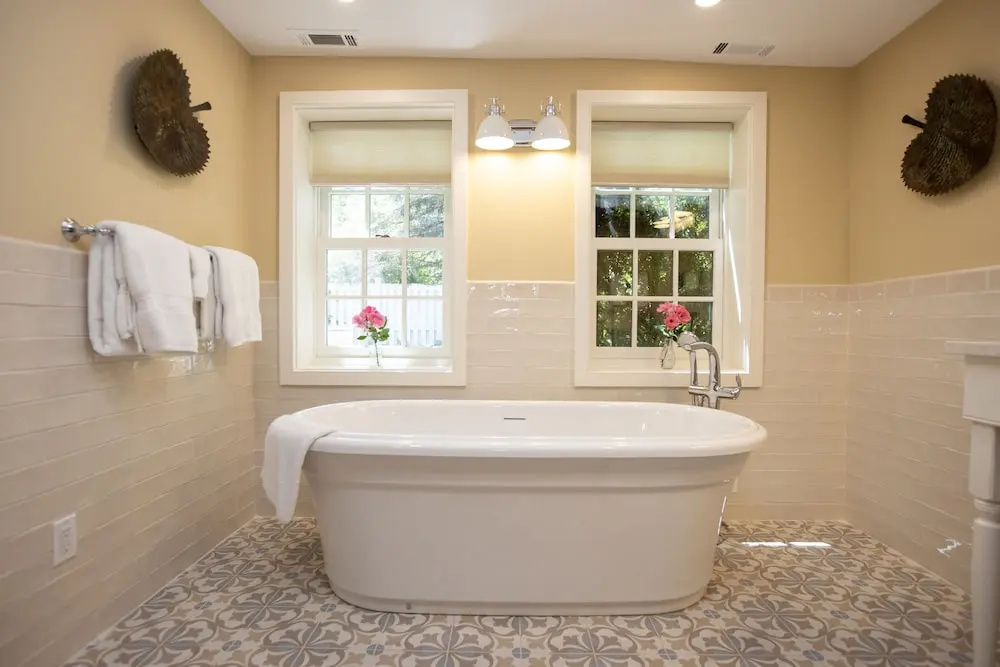 Luxury Double Cottage (full double bed)