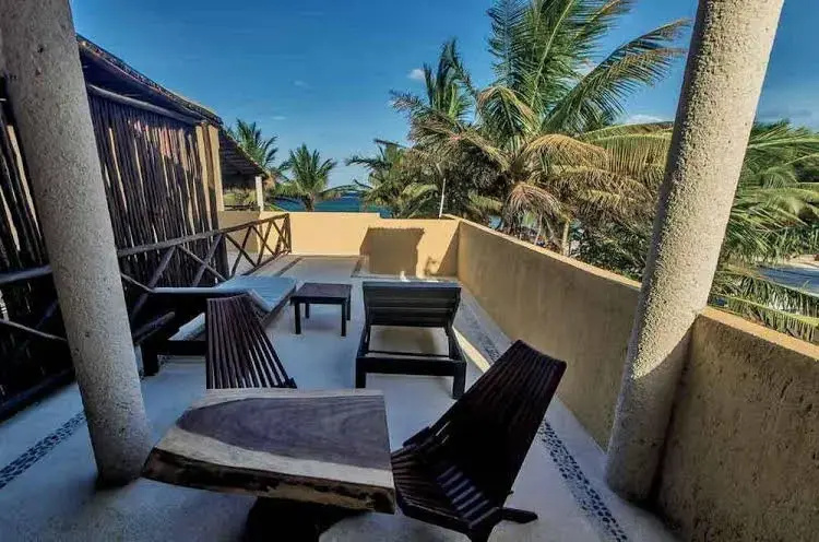 Balcony & Terrace
