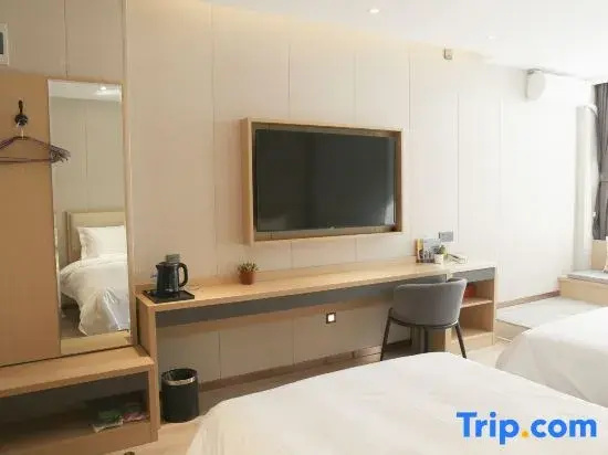 Madrigal hotel 80