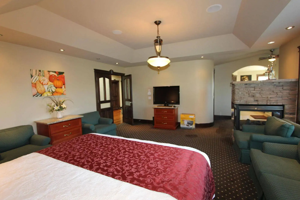 Westmount River Inn - фото 13