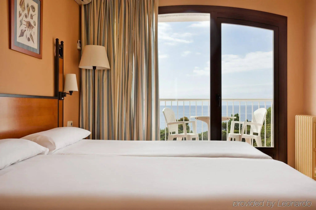 Hotel ILUNION Caleta Park - Général