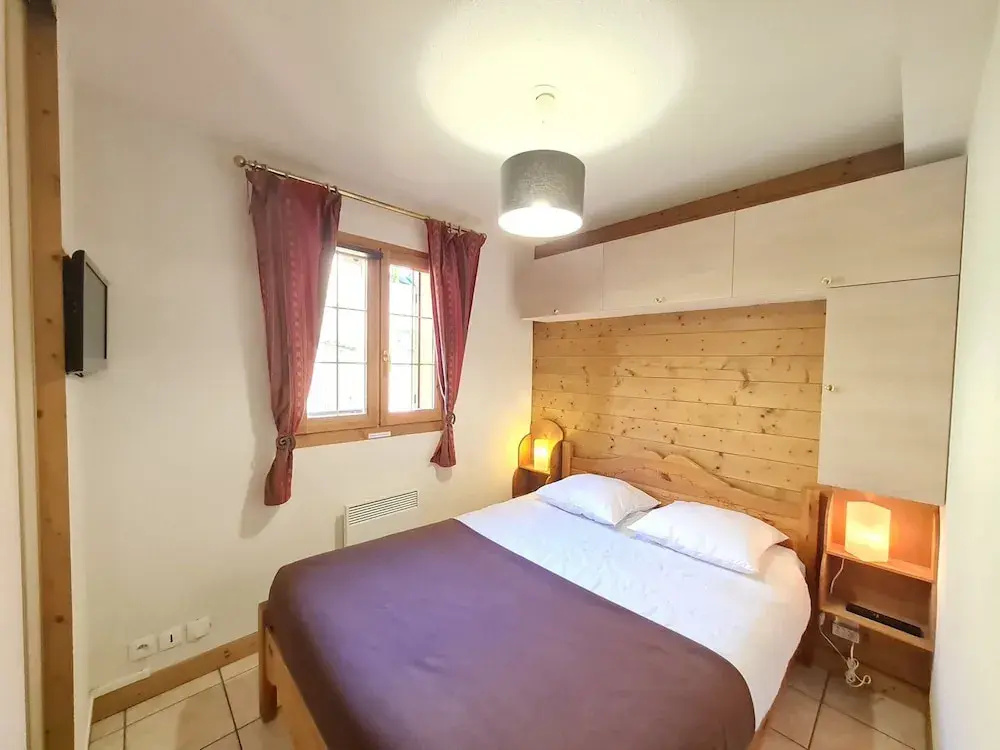 Voir la photo 2 — Spacious Apartment With Balcony