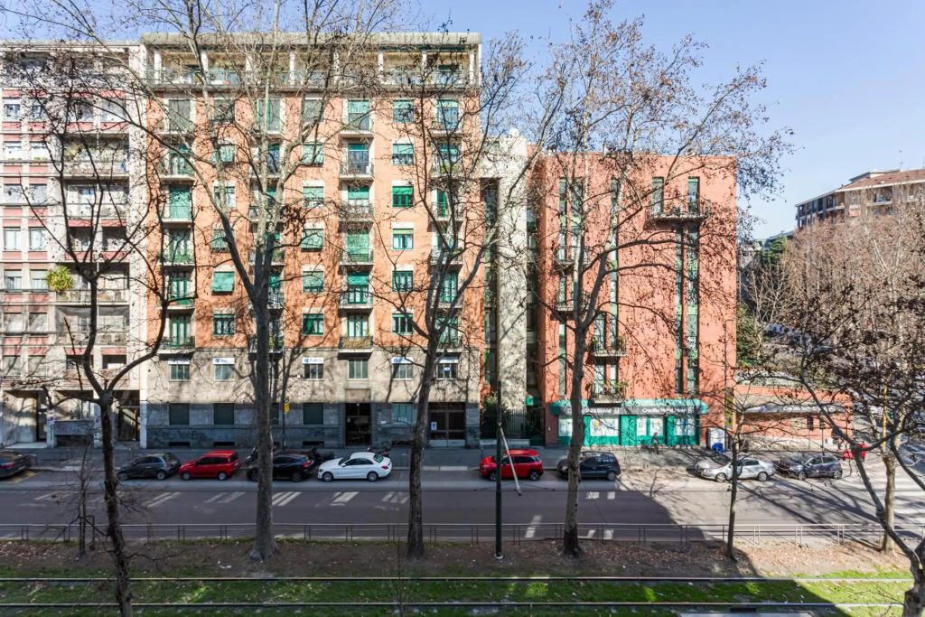 Wide & Modern apt close to China Town & Sempione area