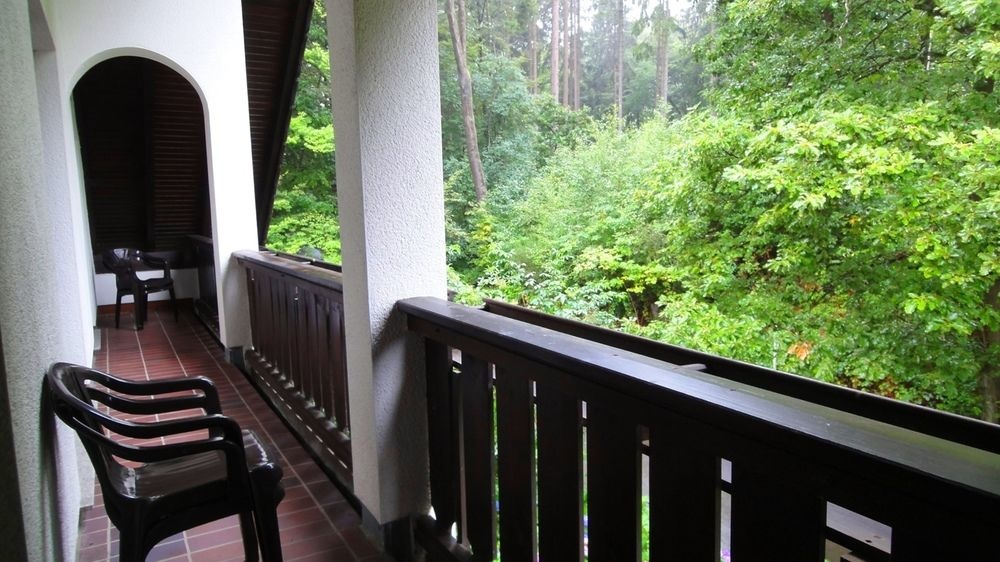 Balcony & Terrace