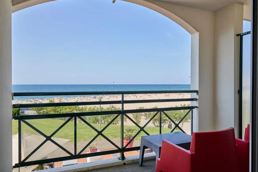 Balcony & Terrace