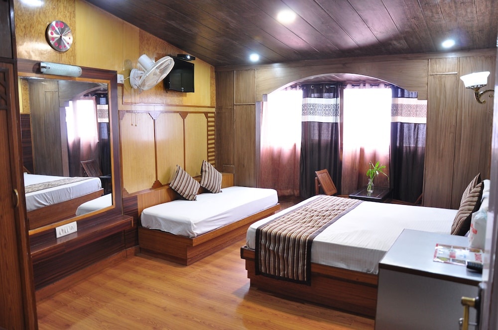 Premium room with balcony and with mountain view