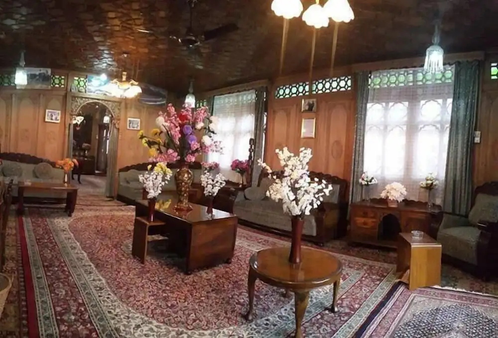 Houseboat Prince Of Bombay - Général
