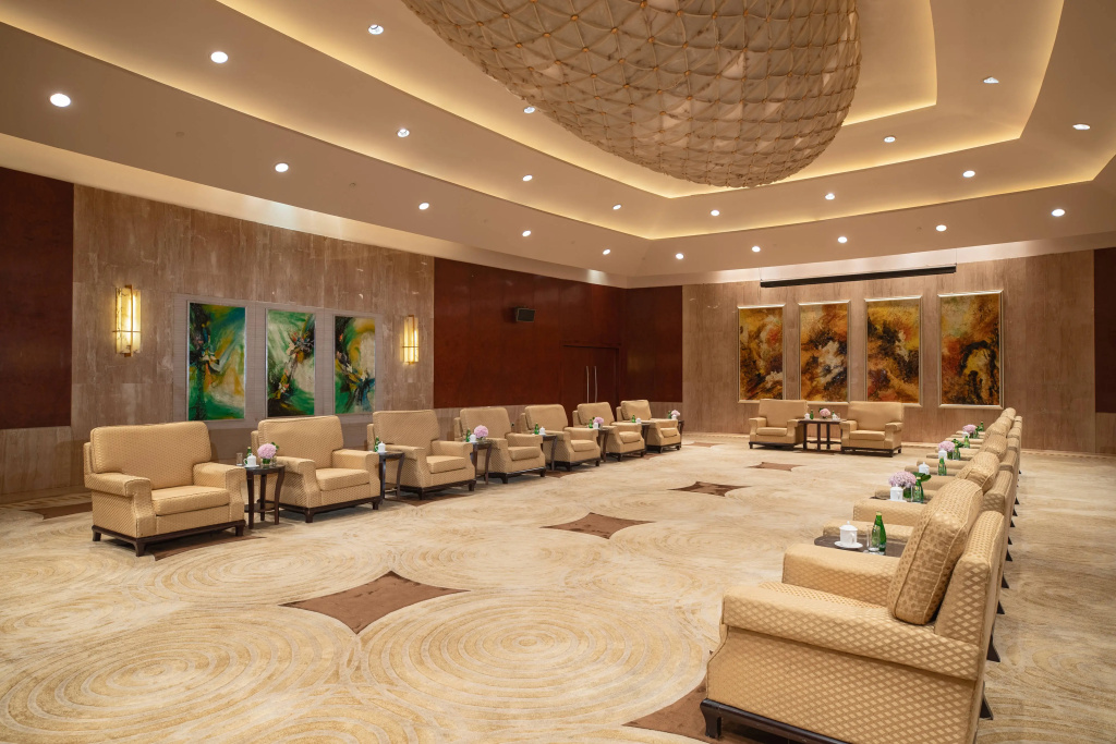 Lobby & Reception