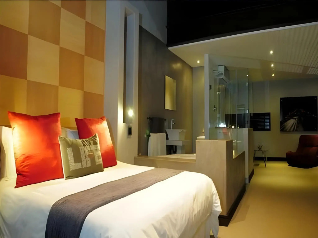 City Living Boutique Hotel - фото 4