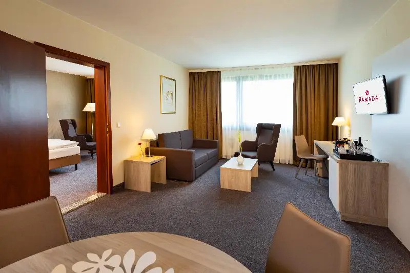 Ramada by Wyndham Graz - Chambres