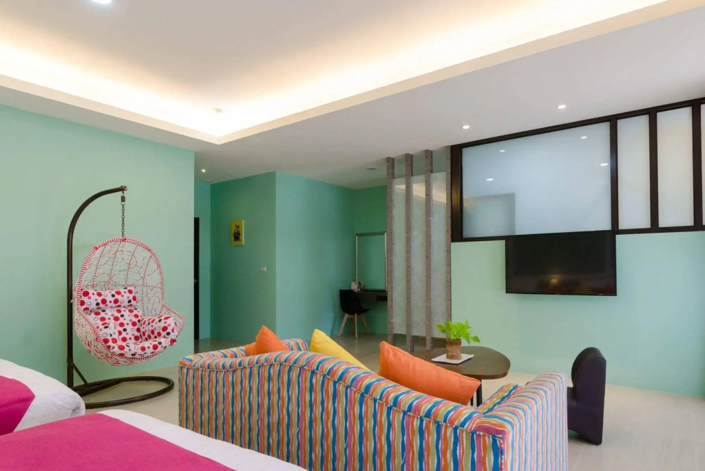 Rainbow House - Général