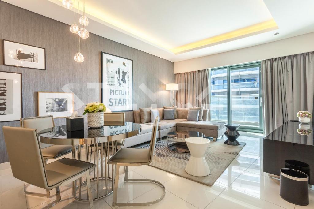 DAMAC Paramount Tower Hotel