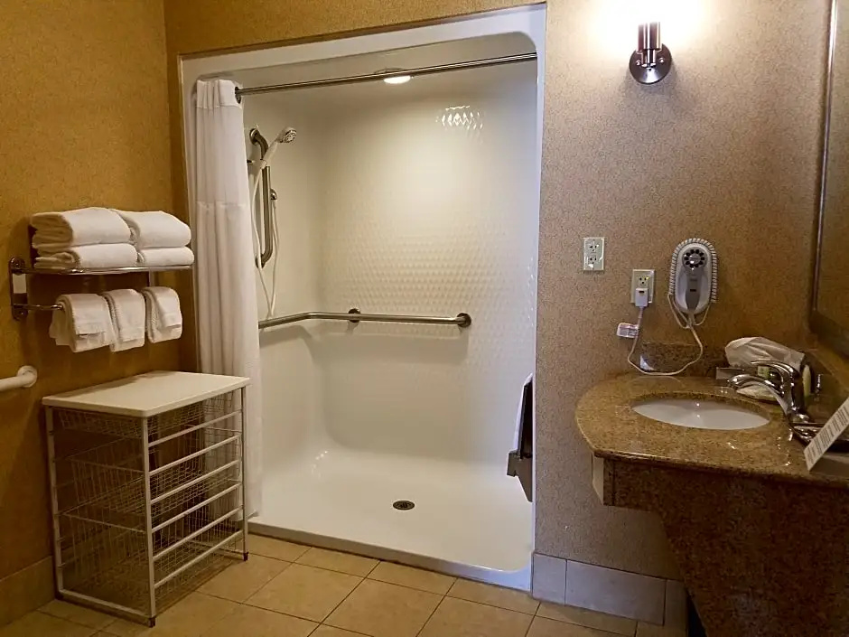 Staybridge Suites Bentonville-Rogers by IHG - Chambres