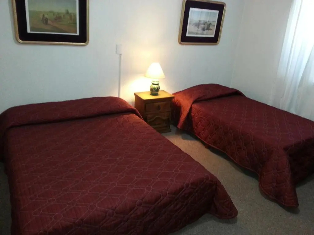 Economy Double room (twin beds)