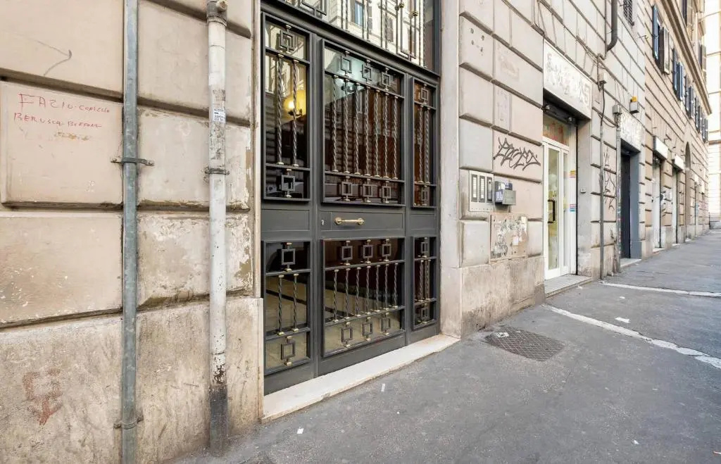 Iflat Lovely And Bright 2 Bed Flat Near Termini