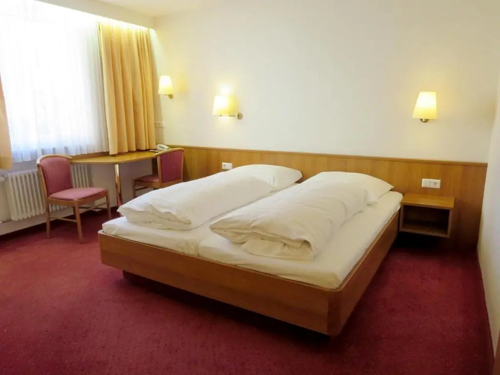 Standard Double room (full double bed)