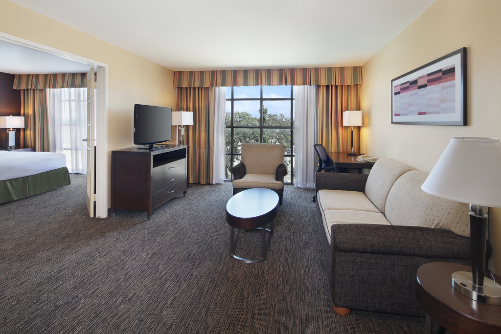 Holiday Inn Hotel & Suites Anaheim by IHG - Général