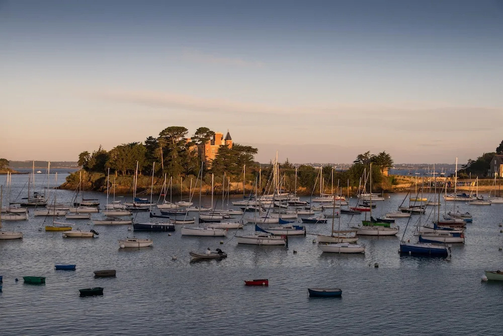 Beach & Waterfront
