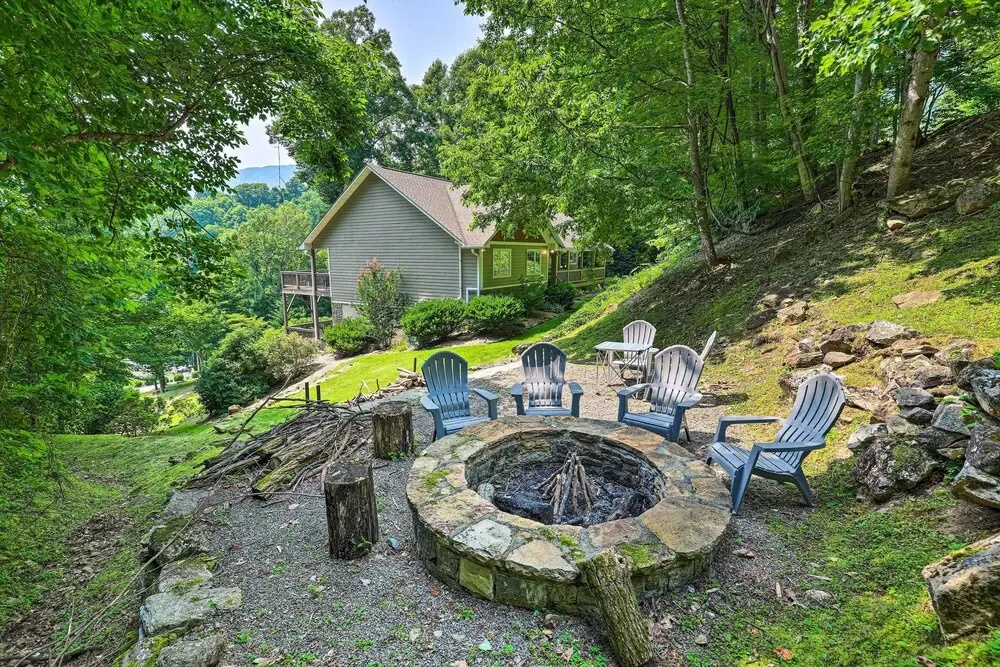 North Carolina Home w/ Game Room, Deck & Fire Pit