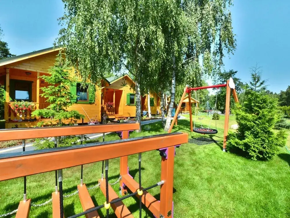 Holiday Homes With Terraces, Close to the Beach