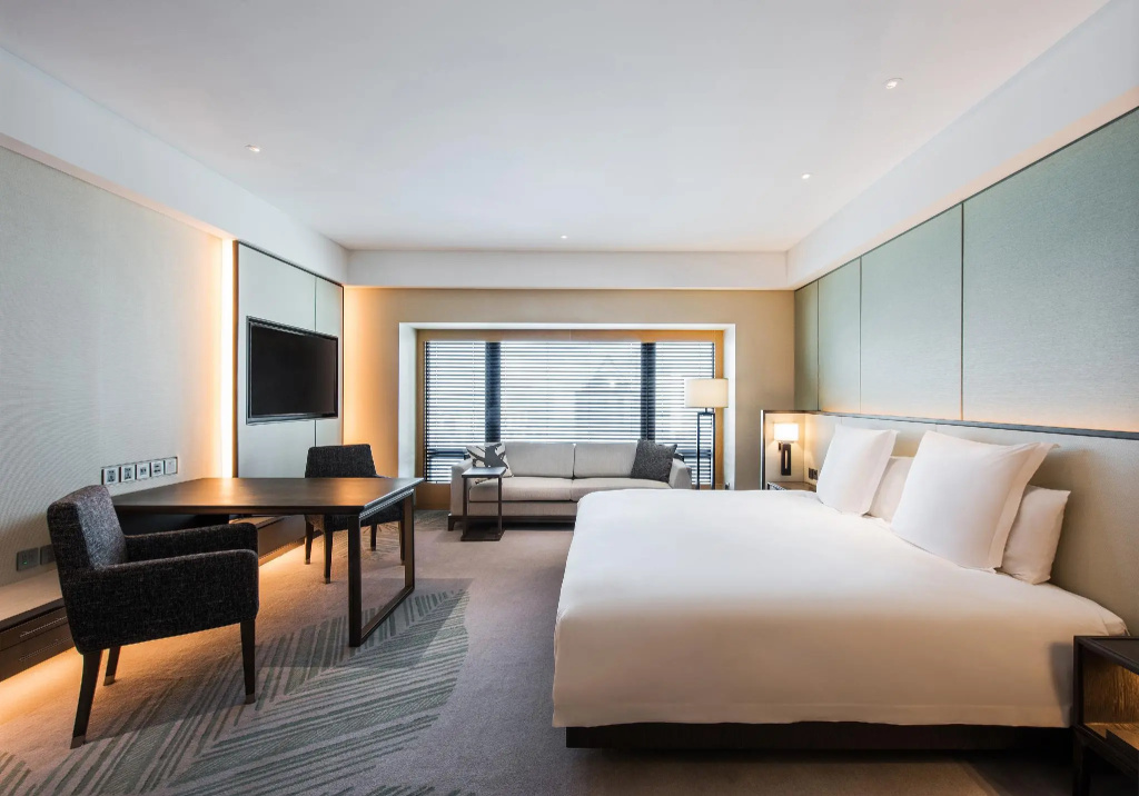 Double room (full double bed)