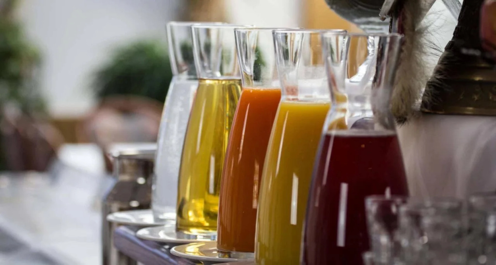 Food & Beverage