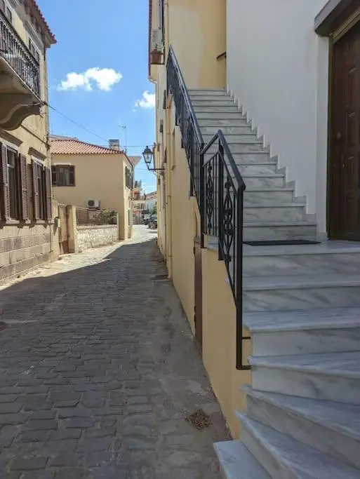 House with Kastro view