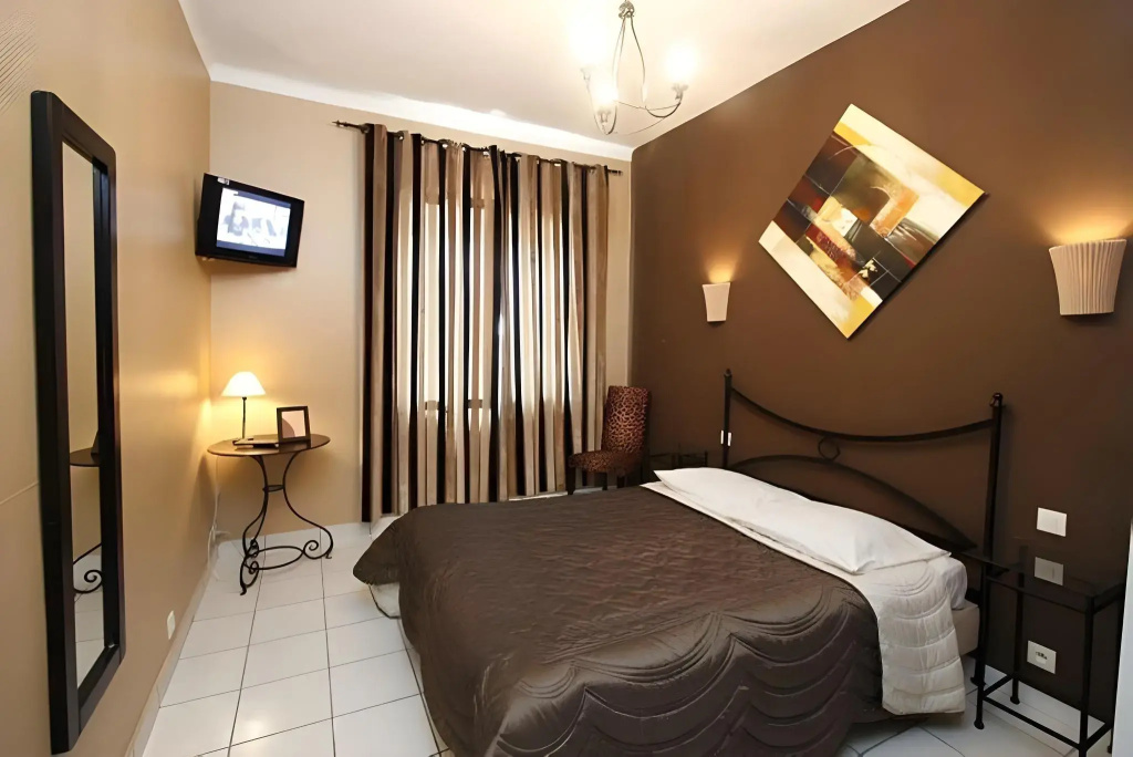 Afficher la photo 6 — Adonis Sanary Grand Hôtel des Bains