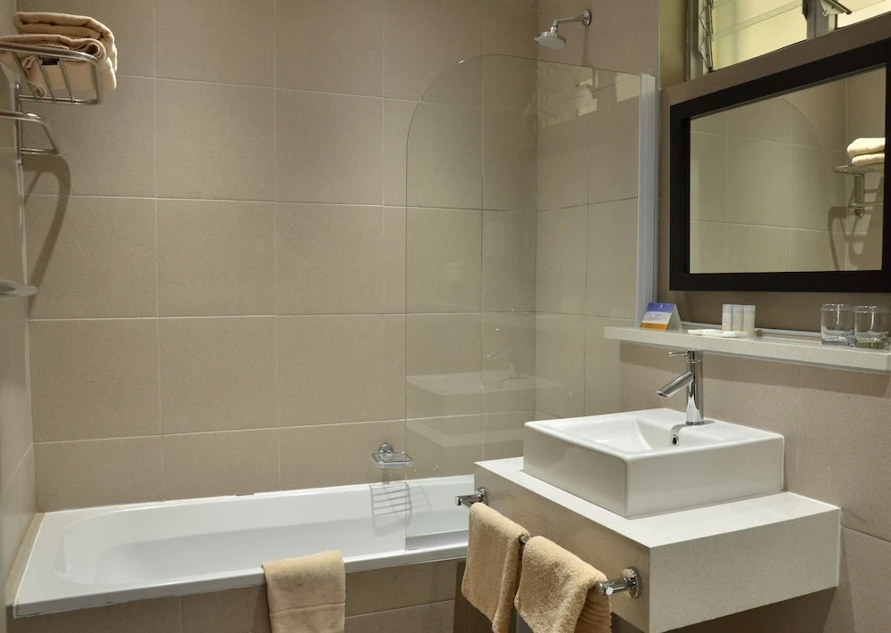 Standard Double room with garden view (full double bed)