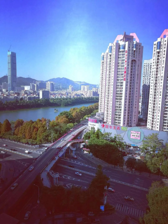7 Days Inn Shenzhen Dongmen Pedestrian Street Shaibu Subway Station Branch