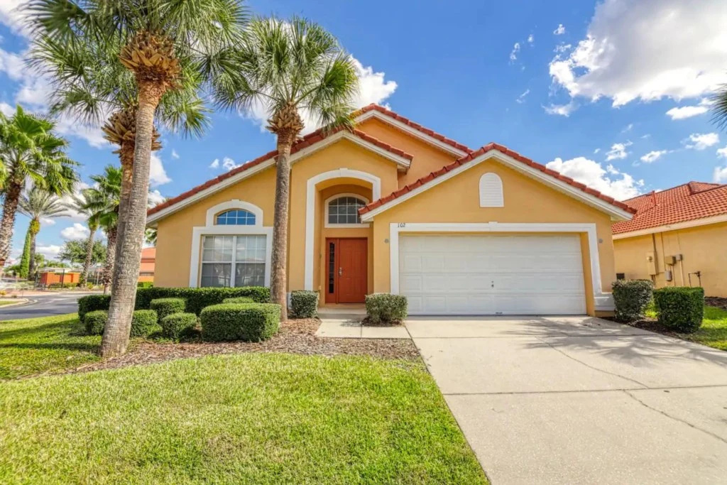 Cheerful Resort pool Villa near Disney, Davenport, US