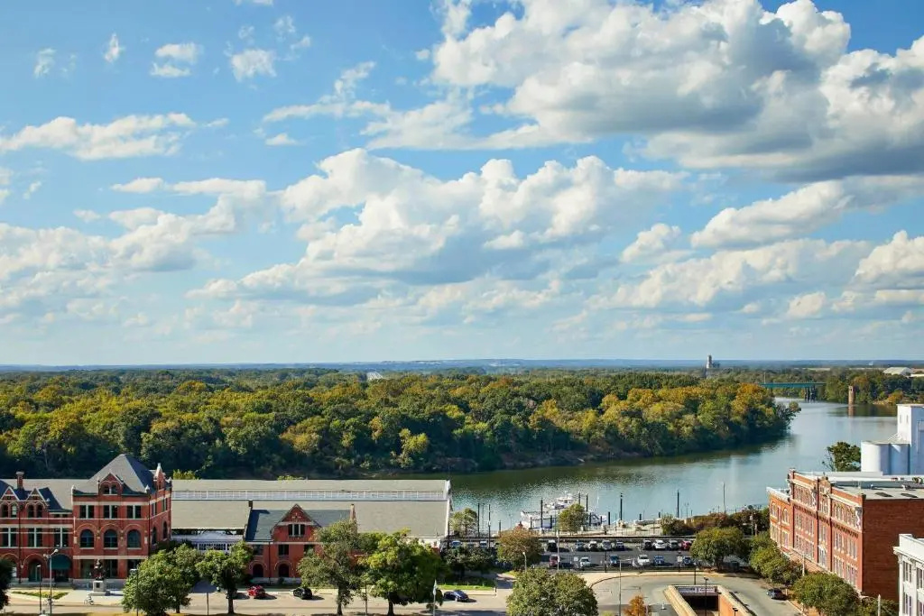 Renaissance Montgomery Hotel & Spa at the Convention Center - Chambres
