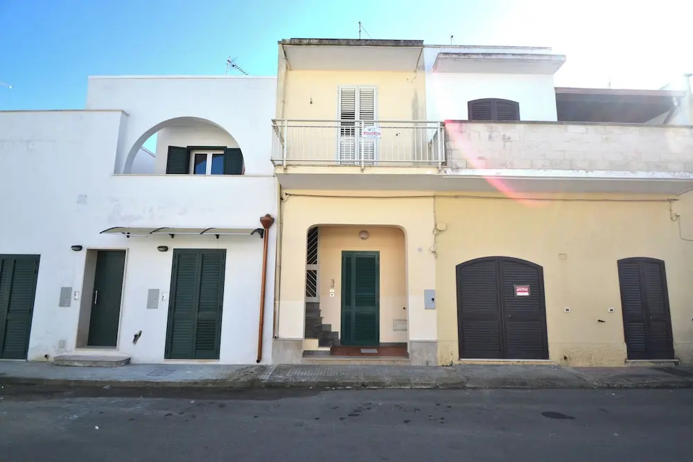 Alba Two-room Air-conditioned Holiday Home for 4 Guests