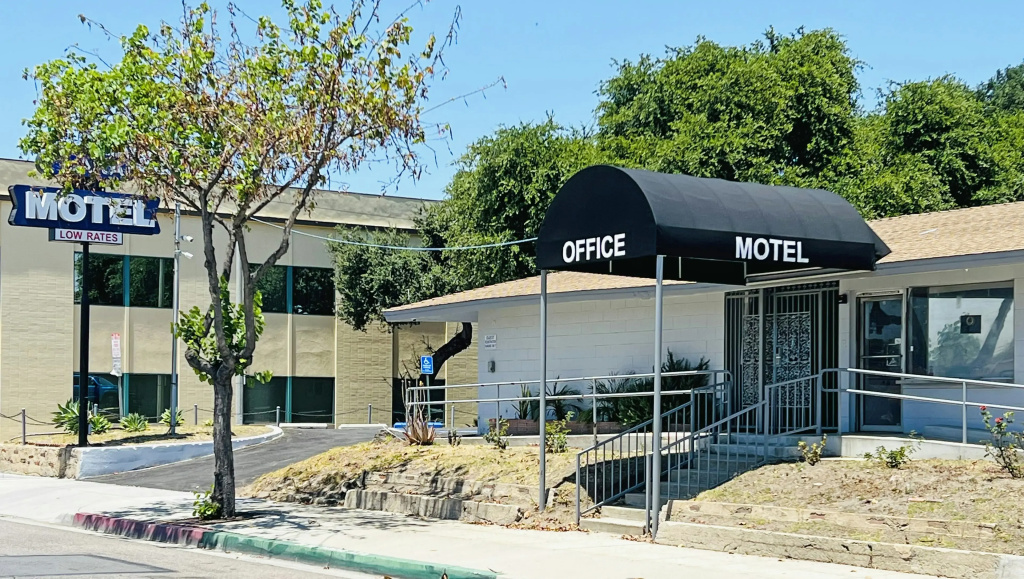 Lanai Motel
