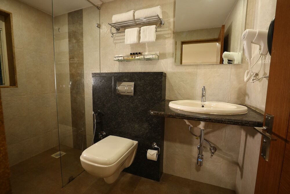 Evoke Lifestyle Candolim