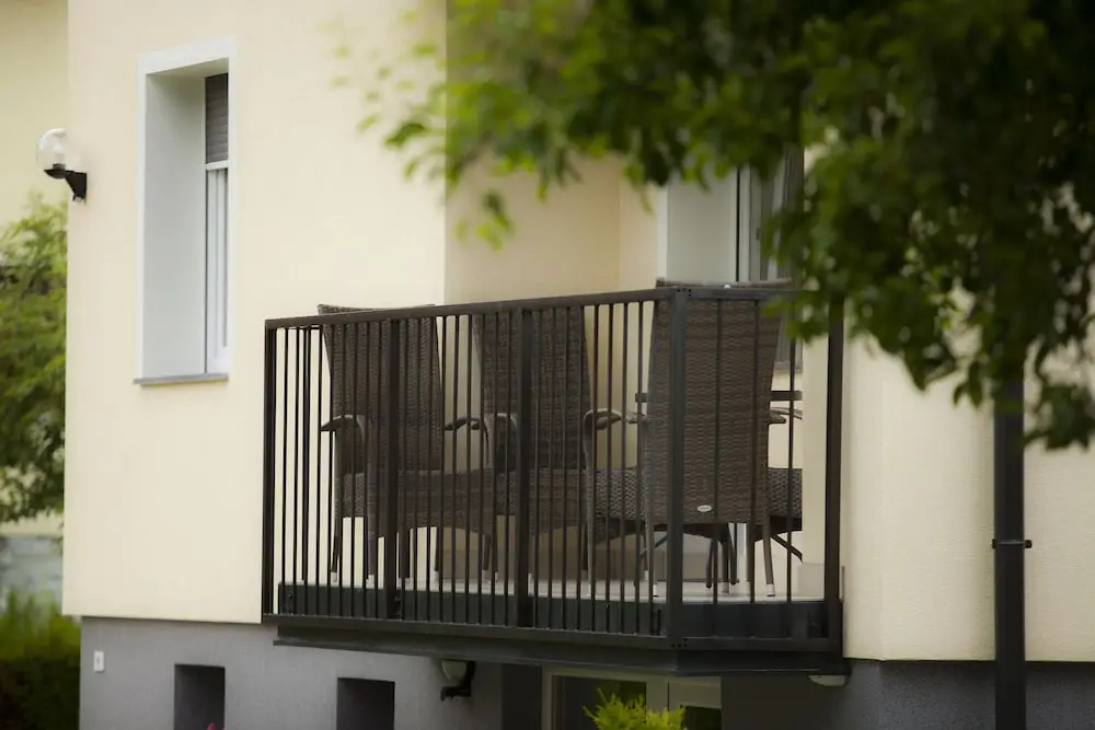 Razingar Apartments