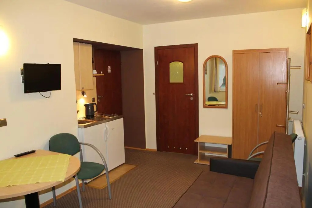 Standard Double room (full double bed)