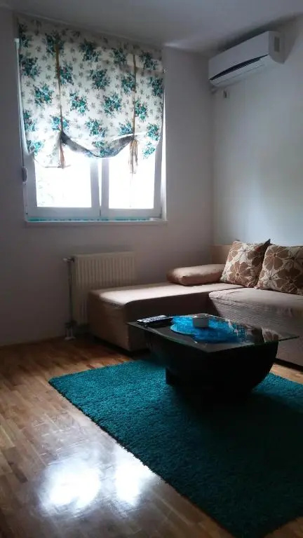 Apartment Burence