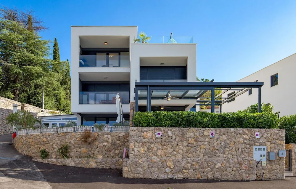Stunning Home in Omisalj With Wifi and 2 Bedrooms
