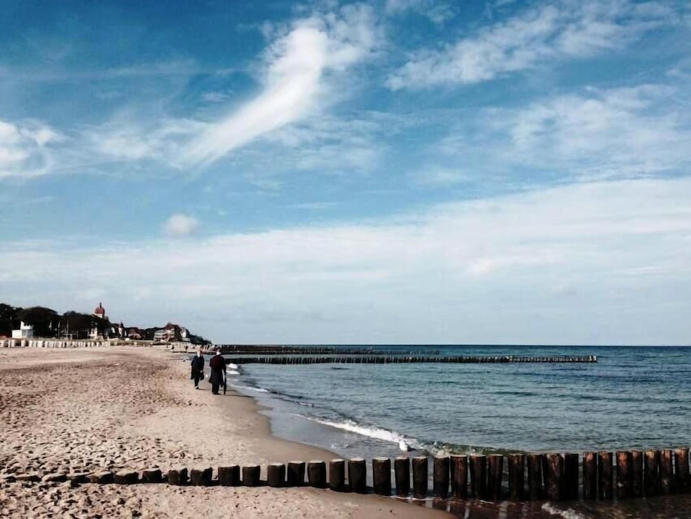 Beach & Waterfront