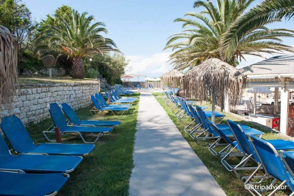 Beach & Waterfront