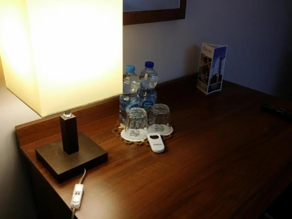 Economy room