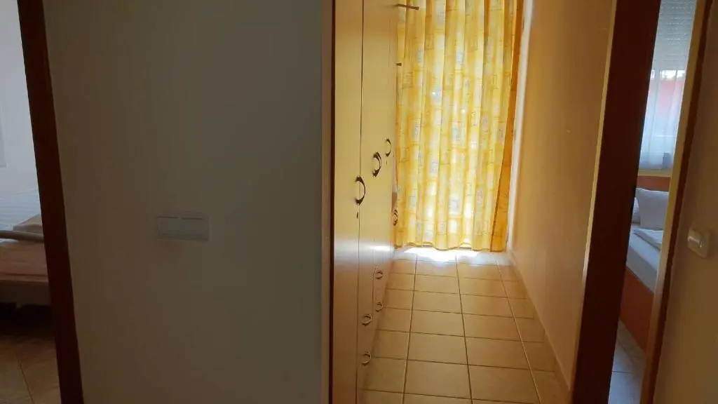 Beach Hotel - Chambres